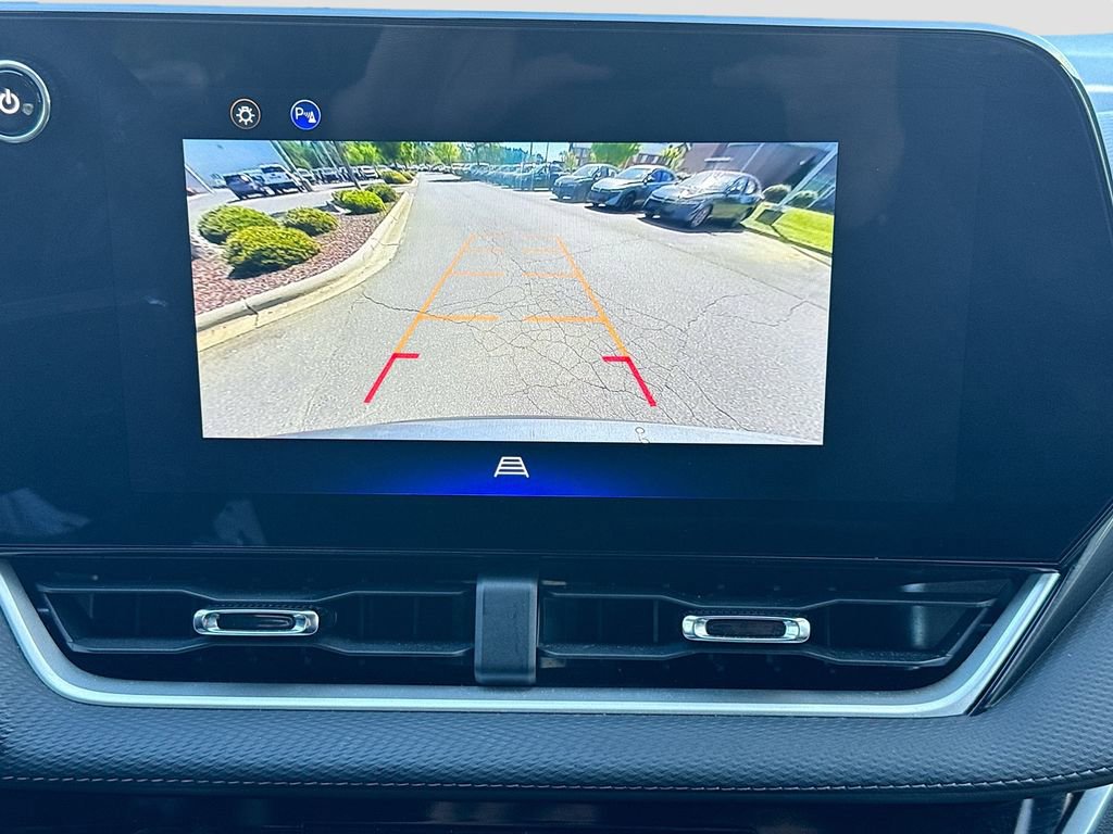Used 2025 Chevrolet Equinox LT FWD image 16