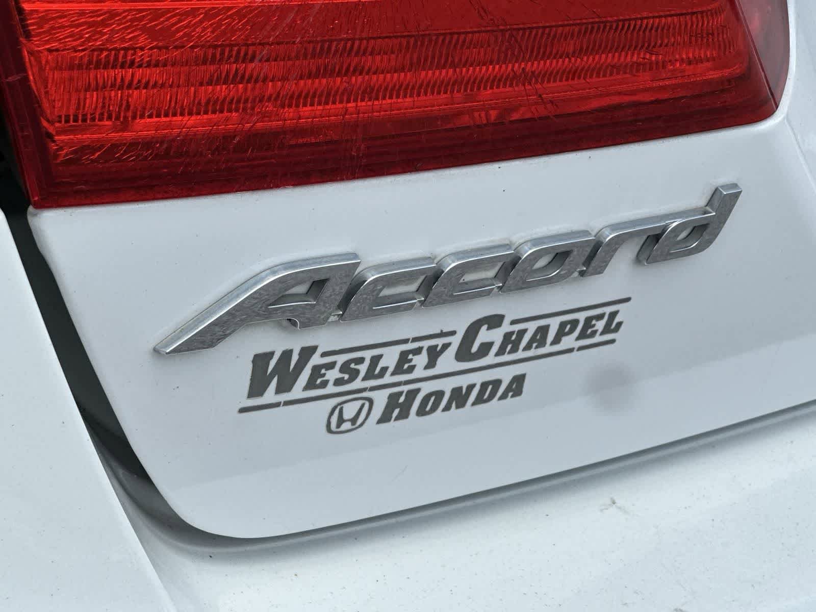 Used 2015 Honda Accord EX-L image 11