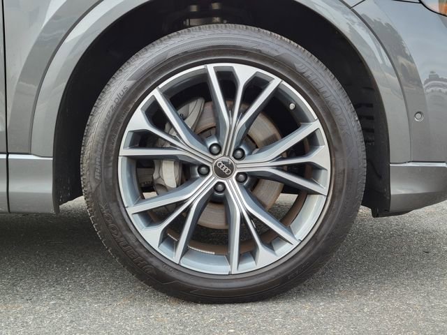 Used 2025 Audi Q8 Premium w/ Convenience Package image 22