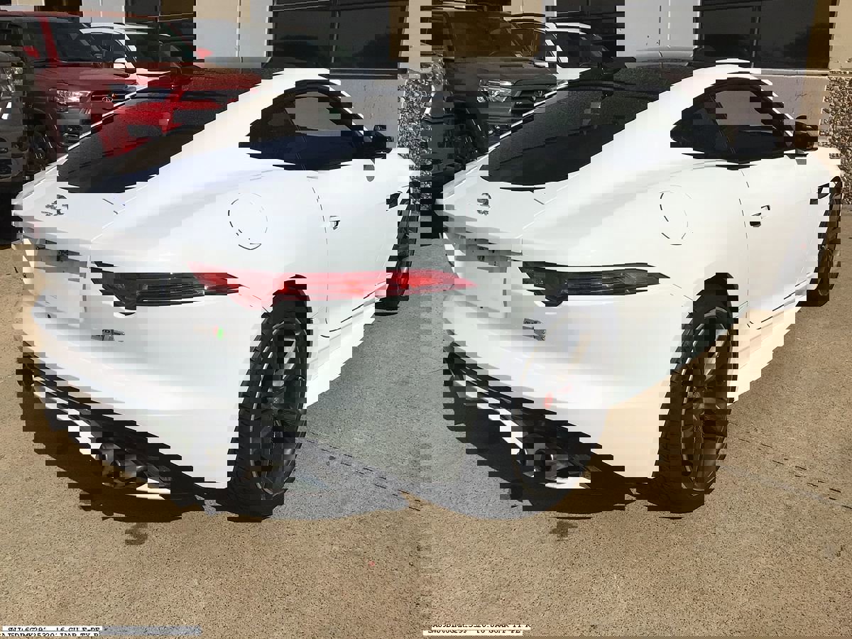 Used 2016 Jaguar F-TYPE R image 5