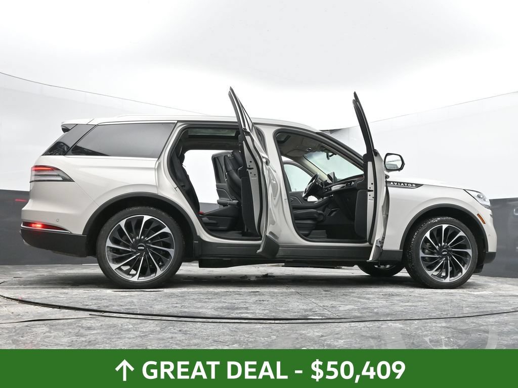 Used 2024 Lincoln Aviator Reserve w/ Equipment Group 201A AWD/4WD image 78