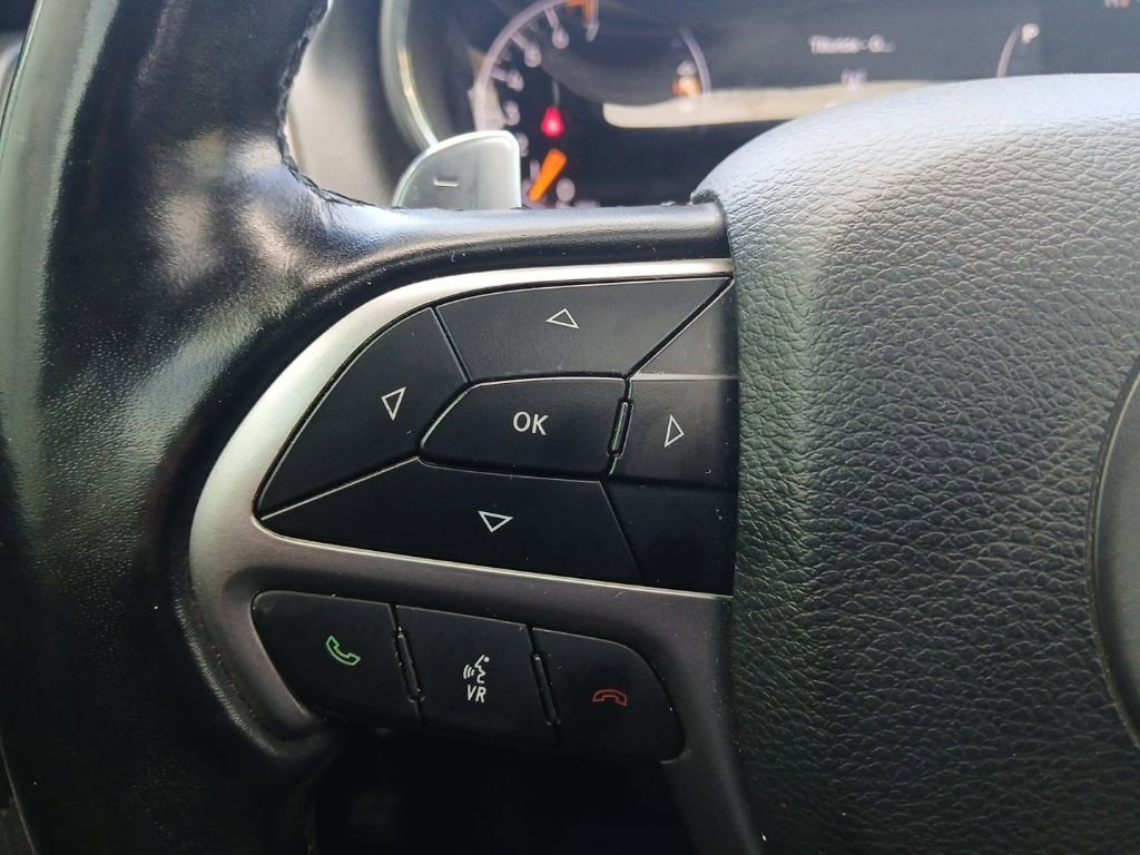 Used 2021 Jeep Grand Cherokee Limited w/ Premium Lighting Group image 14