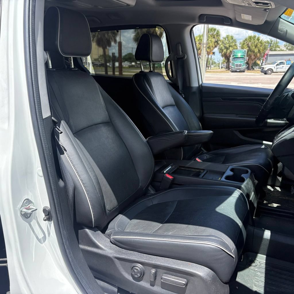 Used 2022 Honda Odyssey Elite image 16