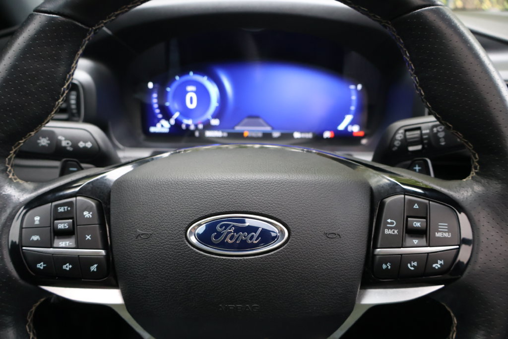 Used 2023 Ford Explorer ST w/ Equipment Group 401A AWD/4WD image 31