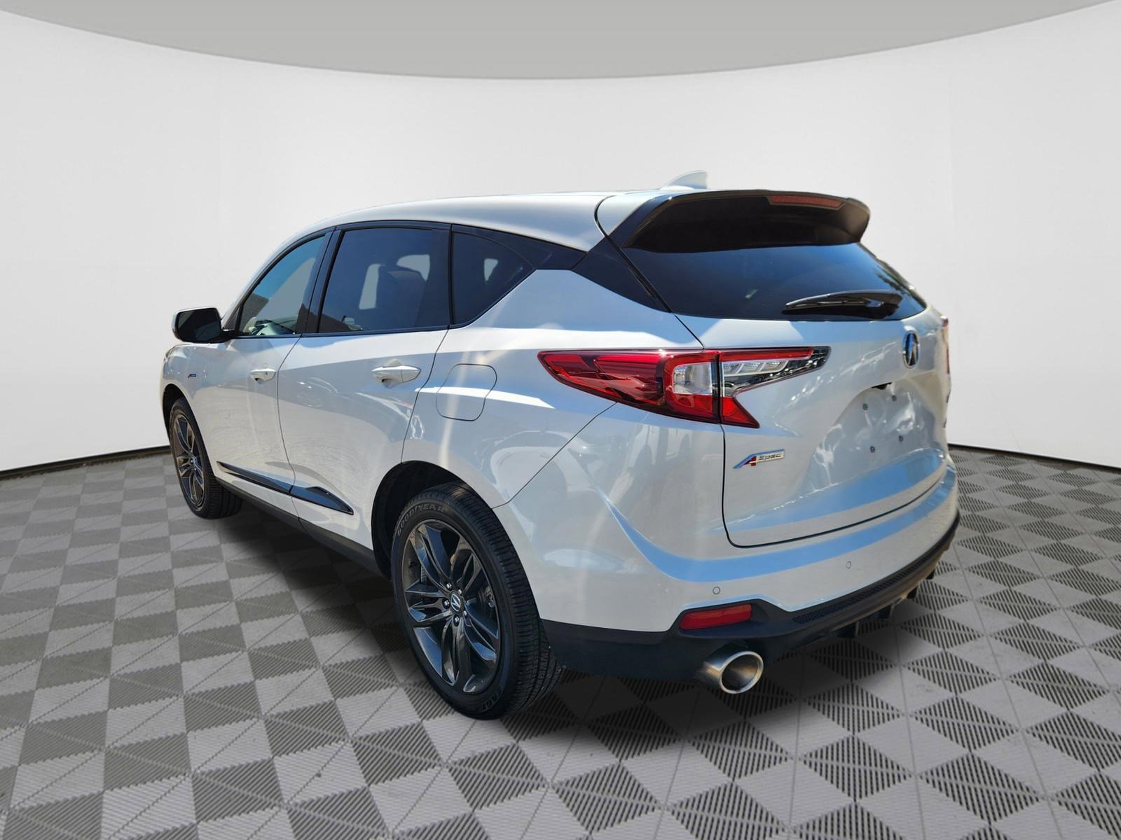 Certified 2023 Acura RDX A-Spec image 3