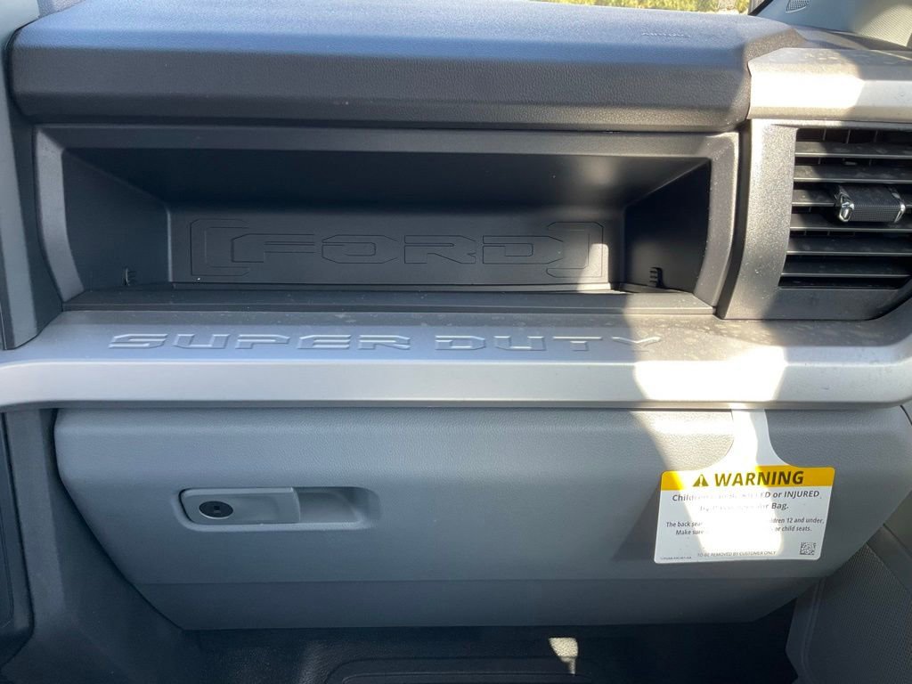 Used 2024 Ford F450 XL w/ XL Chrome Package image 21