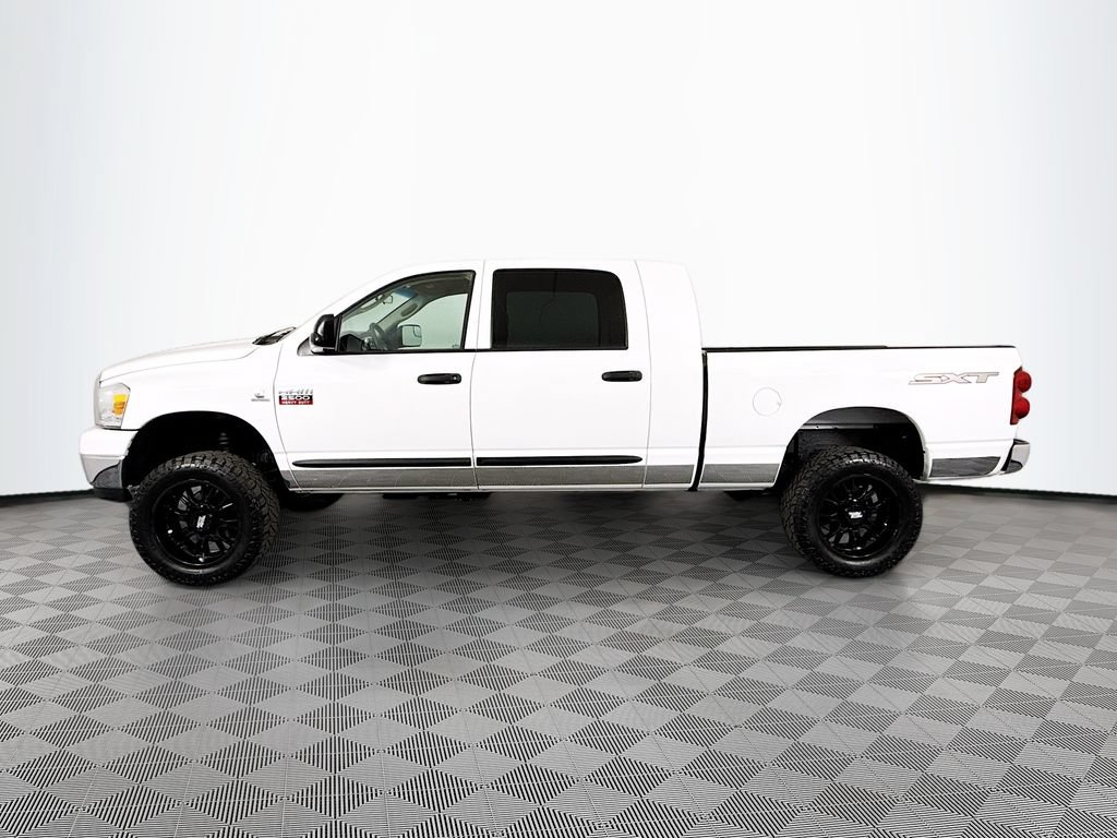Used 2008 Dodge Ram 2500 Truck SXT w/ Protection Group AWD/4WD image 4