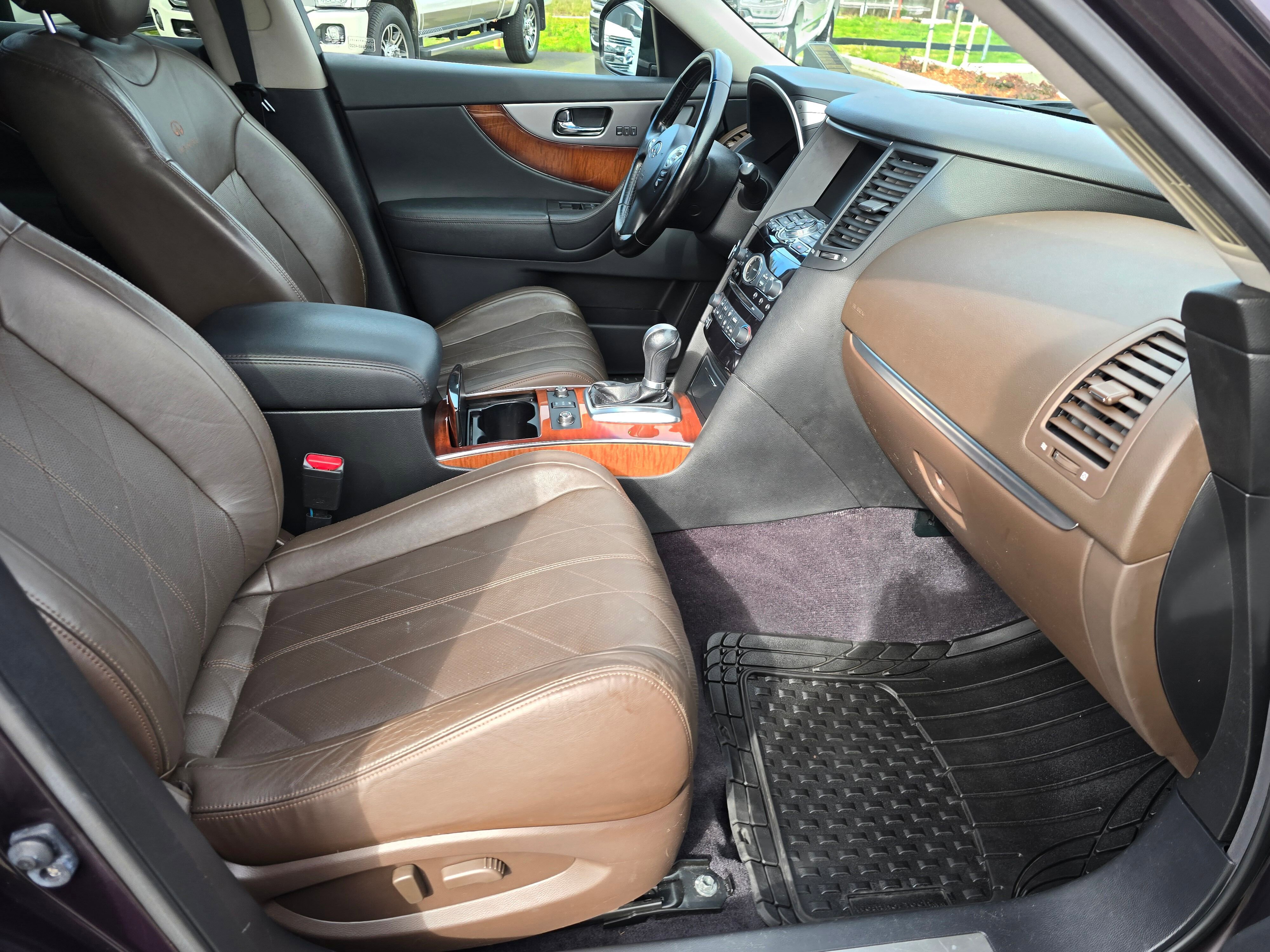 Used 2011 INFINITI FX35 AWD image 14