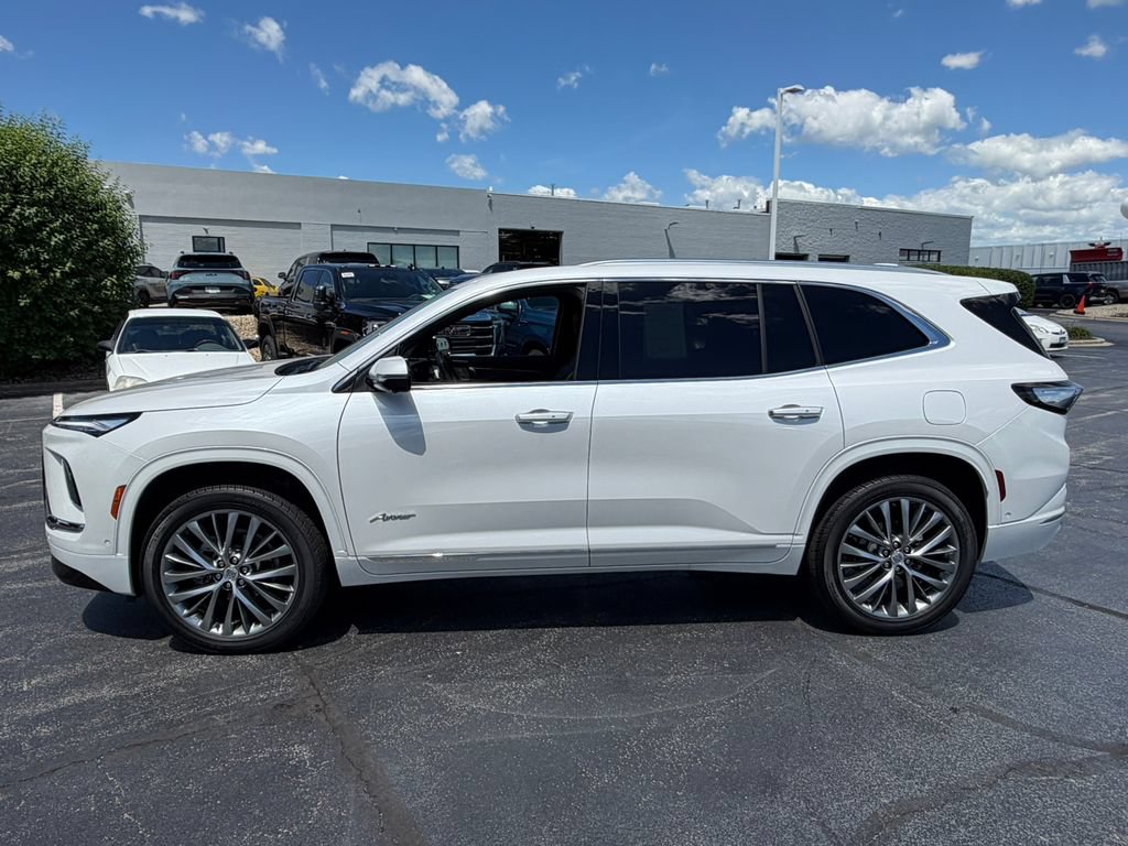 Certified 2025 Buick Enclave Avenir w/ Super Cruise Package AWD/4WD image 7