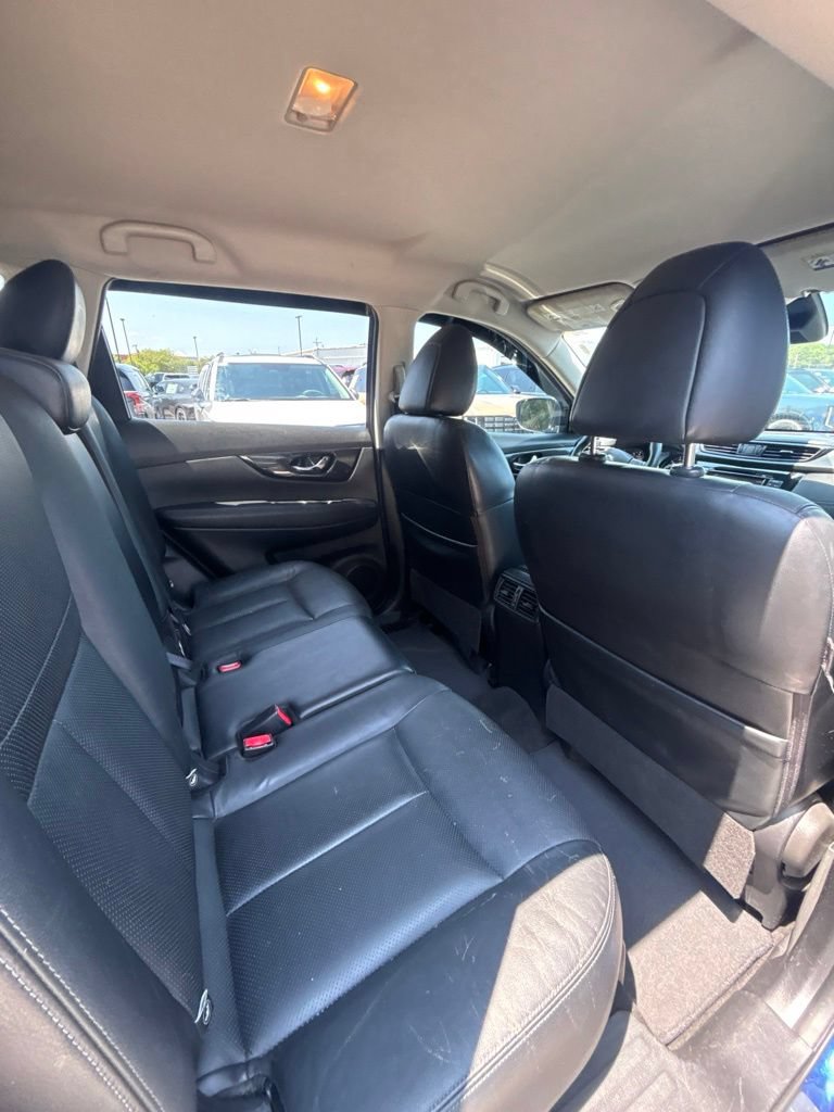 Used 2017 Nissan Rogue SL FWD image 22