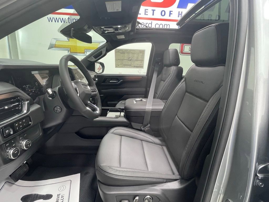 New 2026 GMC Yukon XL Denali w/ Sun & Power Step Package AWD/4WD image 17