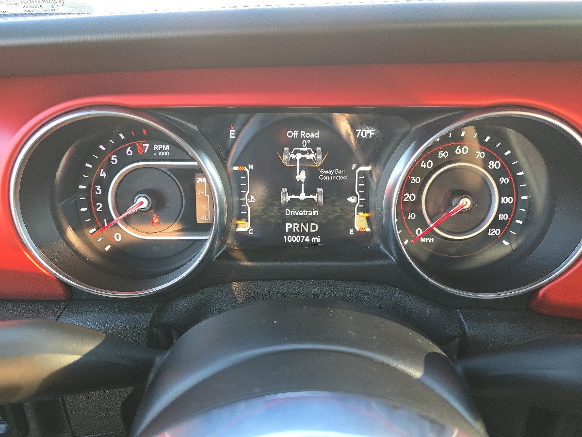 Used 2020 Jeep Gladiator Rubicon AWD/4WD image 34