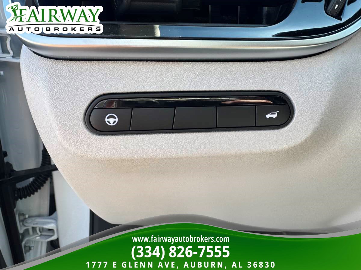 Used 2026 INFINITI QX60 Luxe w/ Cargo Package AWD/4WD image 18