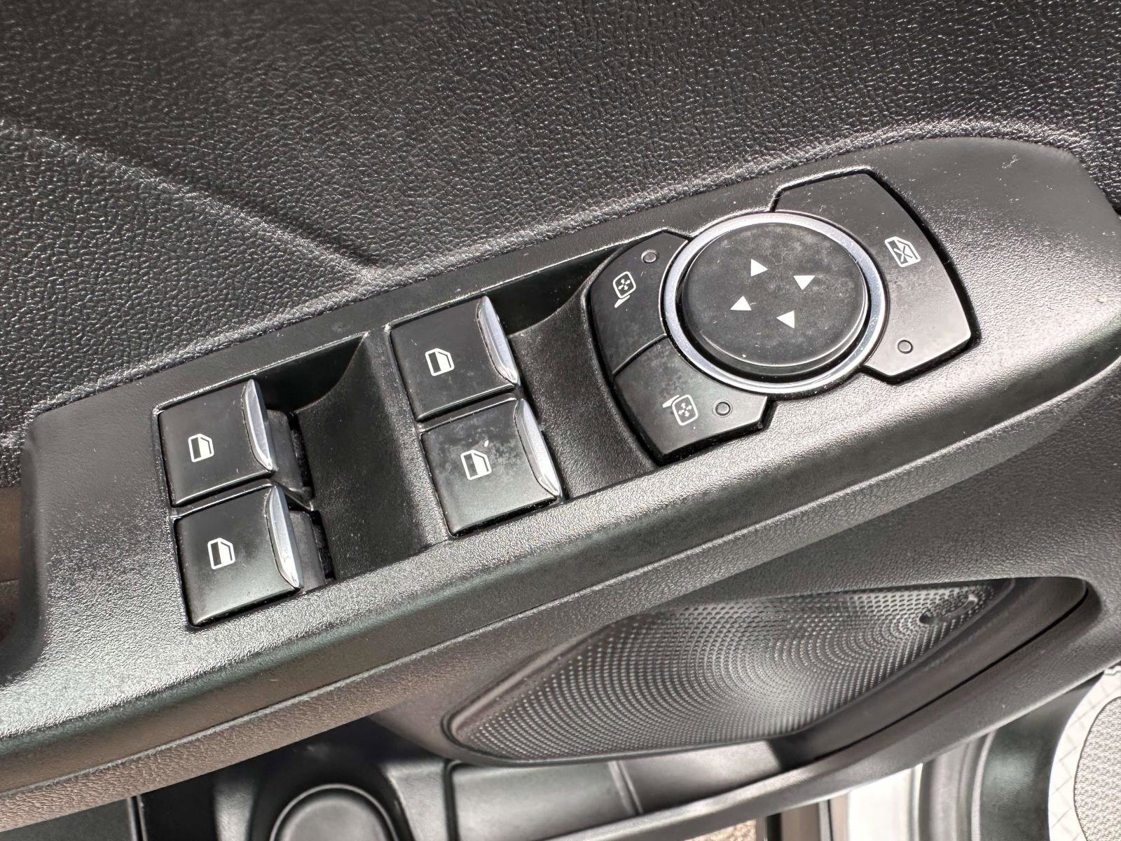 Certified 2022 Ford Escape SE w/ SE Sport Appearance Package AWD/4WD image 10