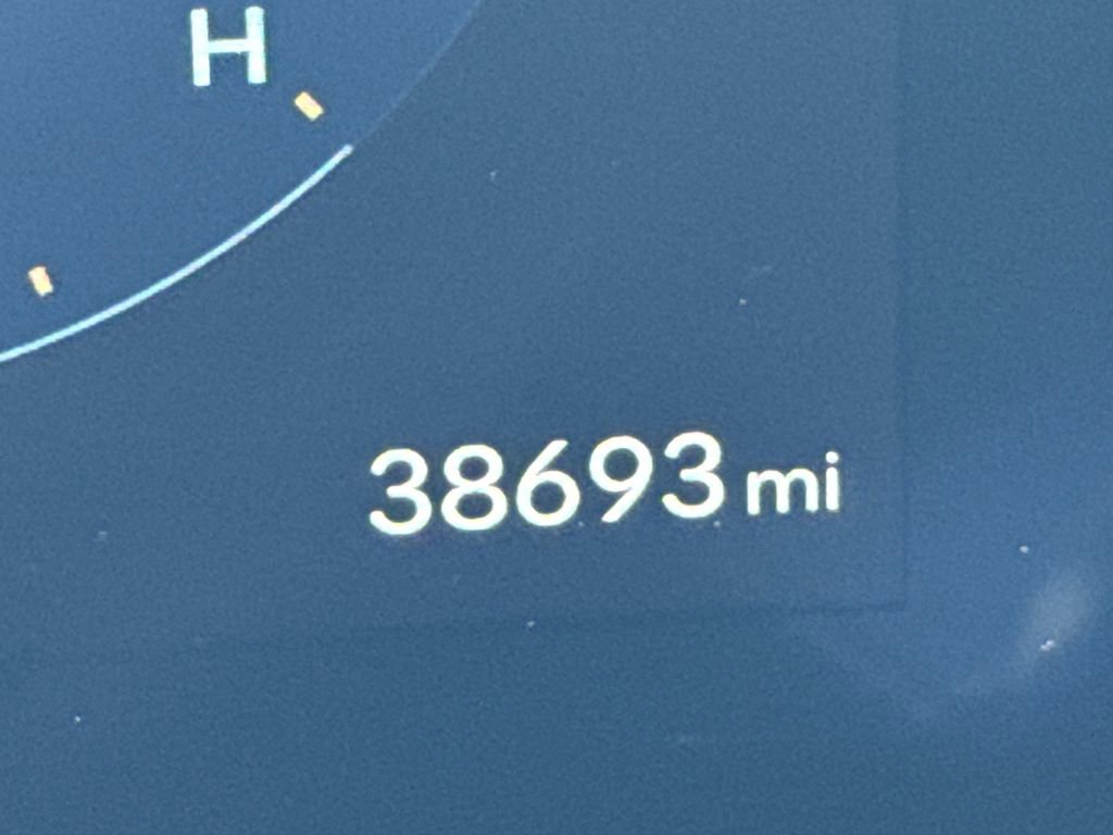 Used 2025 Hyundai Santa Fe Limited image 26