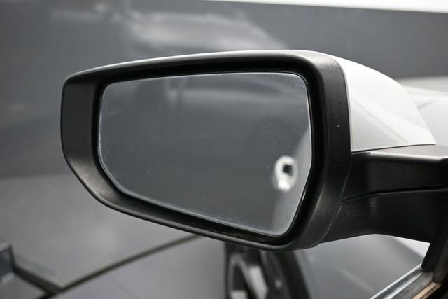 Used 2022 Chevrolet Malibu LT FWD image 4