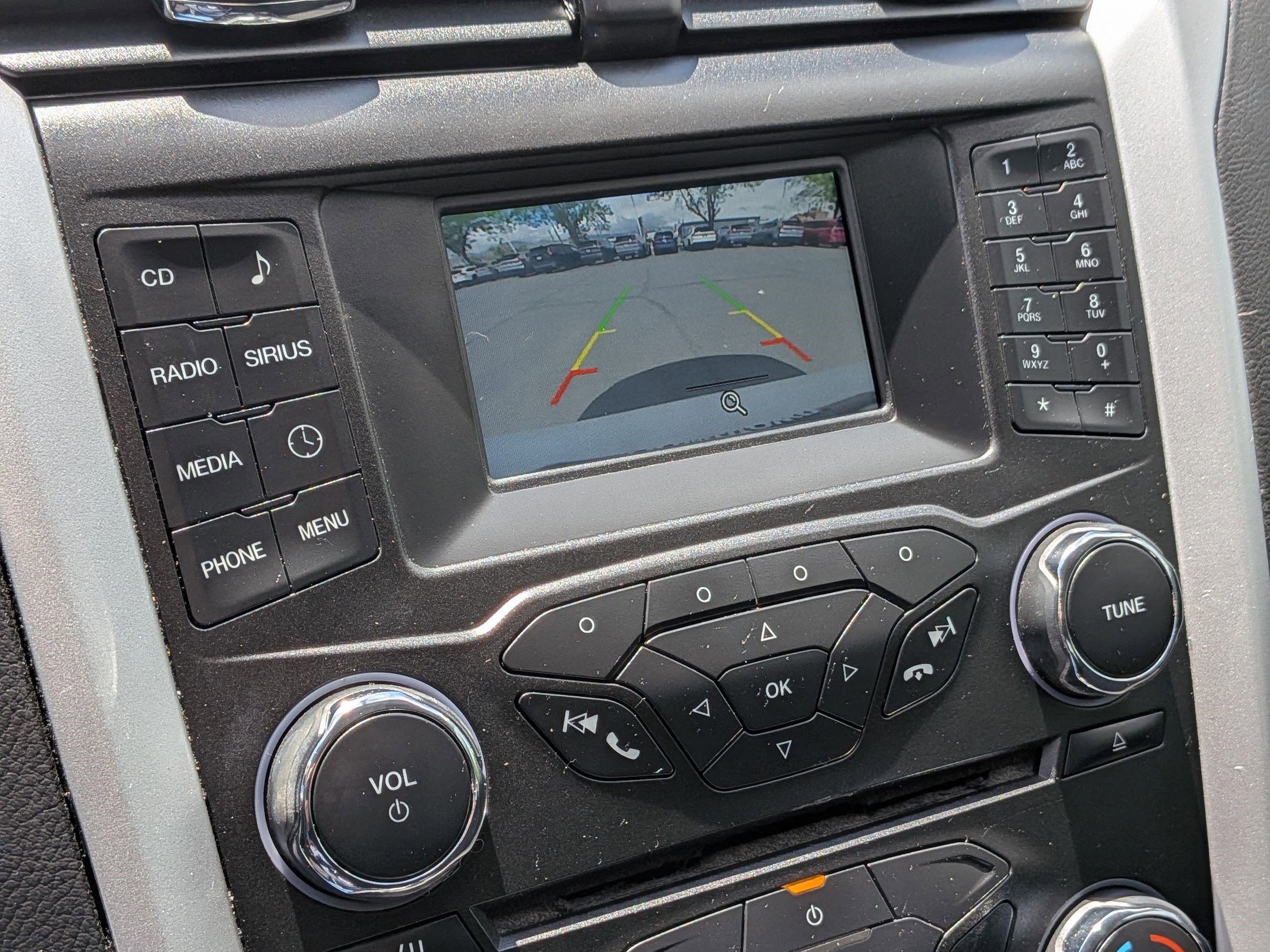 Used 2015 Ford Fusion SE FWD image 23