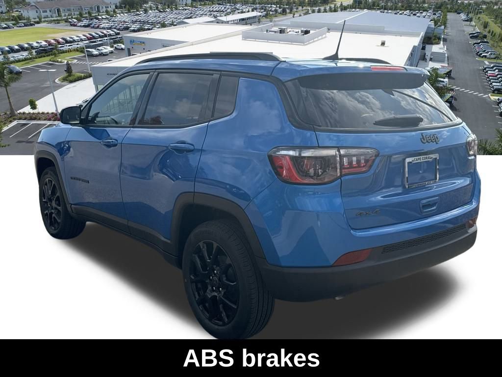 New 2026 Jeep Compass Altitude image 6