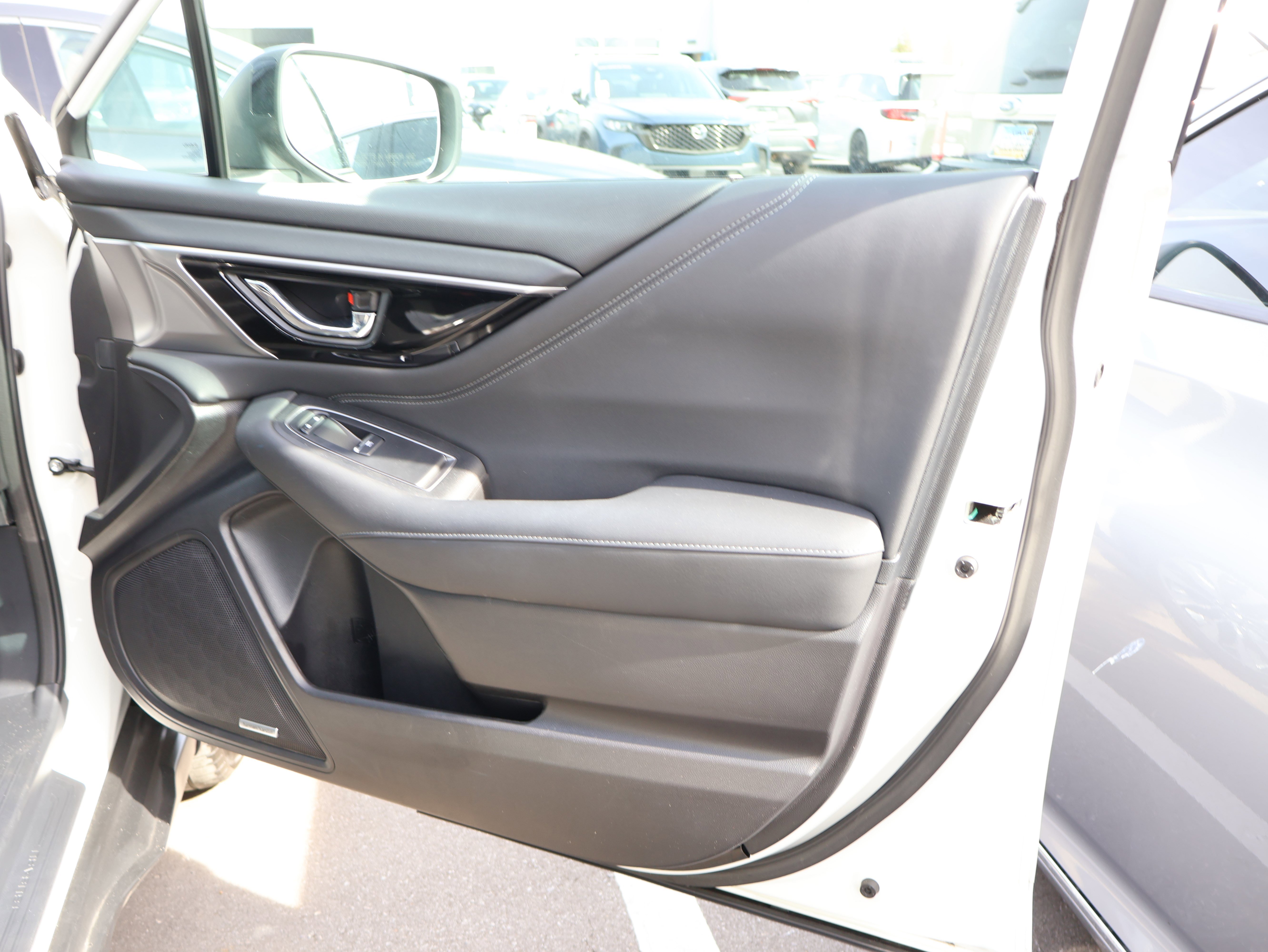 Used 2023 Subaru Outback Touring XT image 6