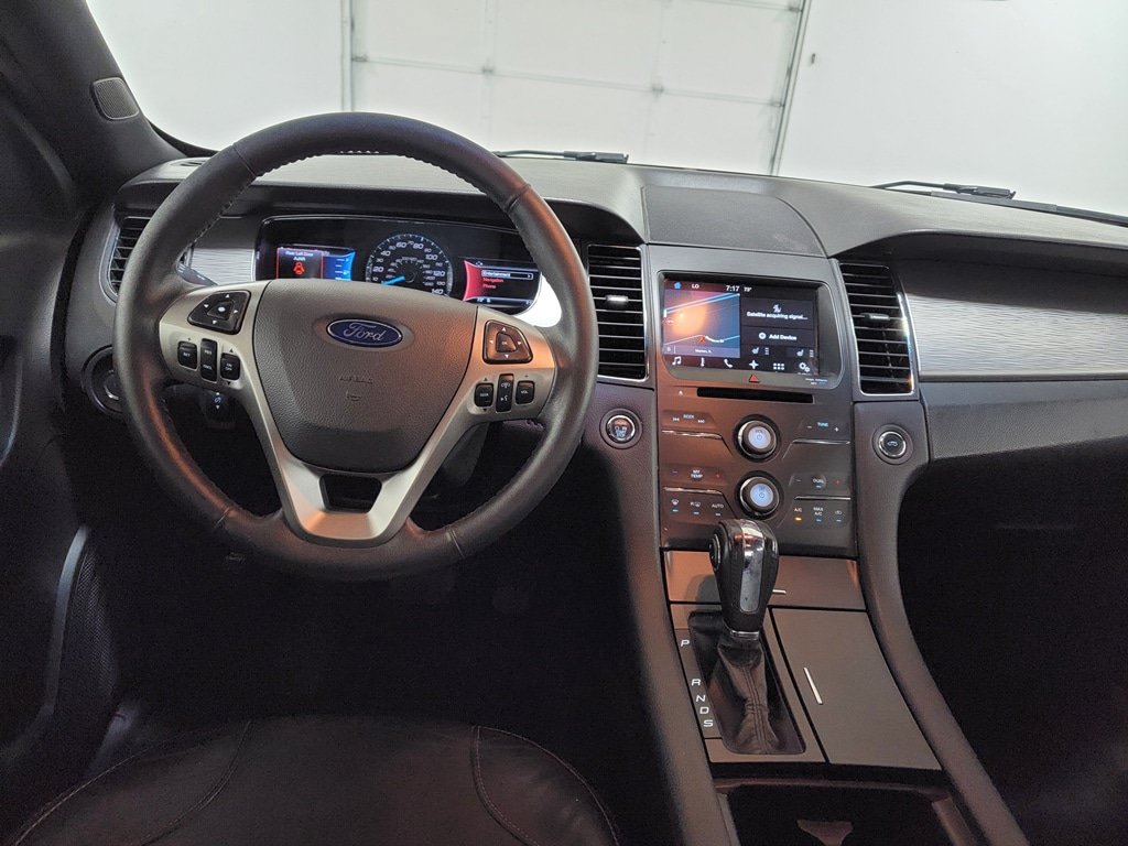 Used 2016 Ford Taurus SEL w/ Equipment Group 201A FWD image 12