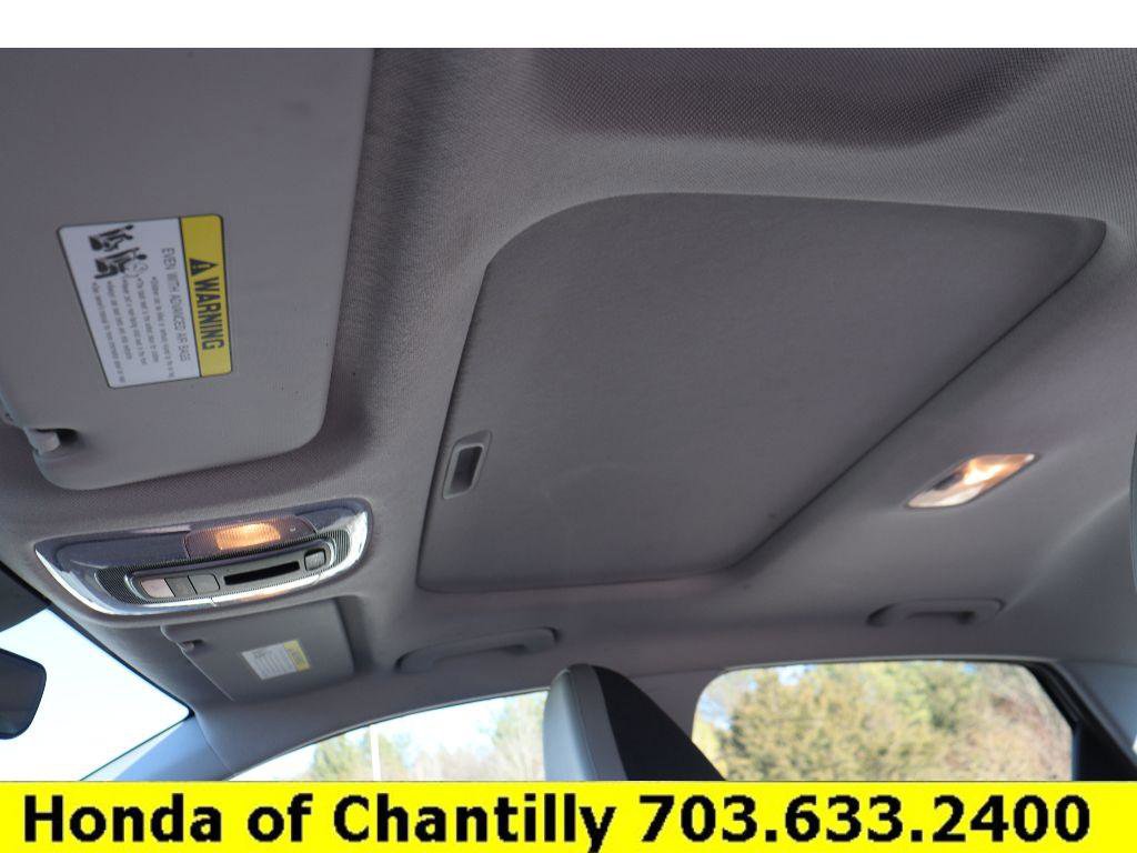 Used 2023 Hyundai Elantra Limited w/ Cargo Package image 20