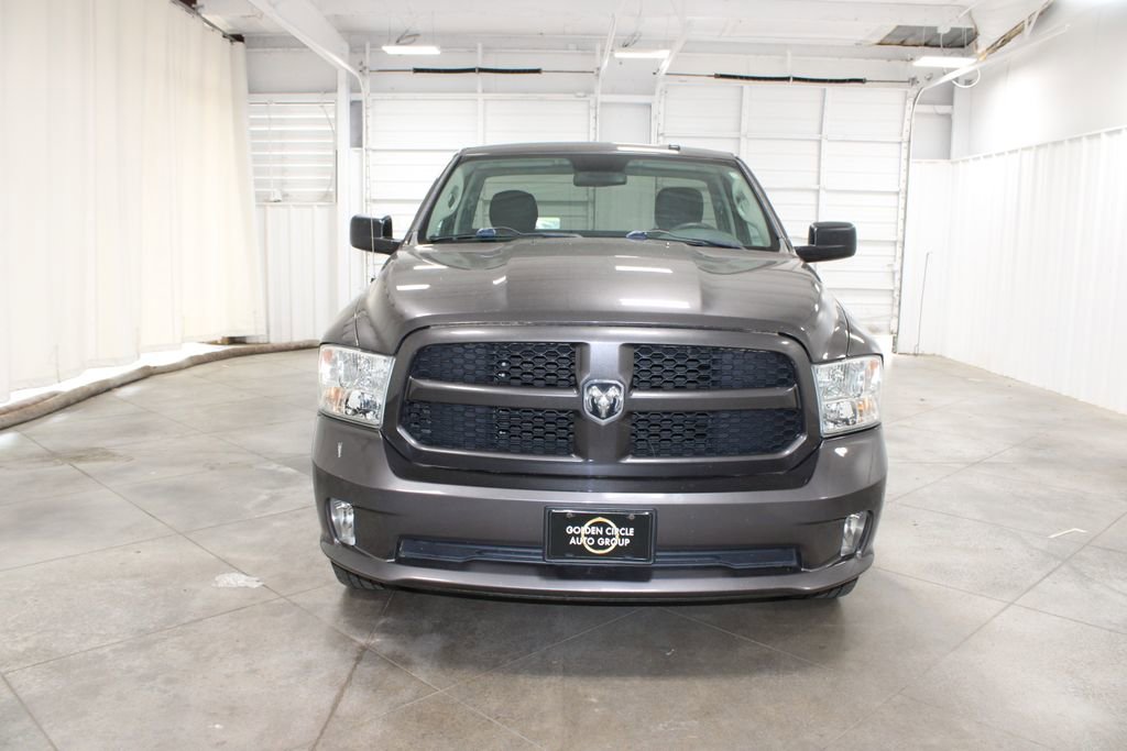 Used 2015 RAM 1500 Express RWD image 3