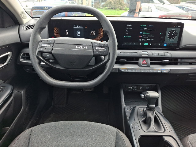 Certified 2025 Kia K4 FWD image 11