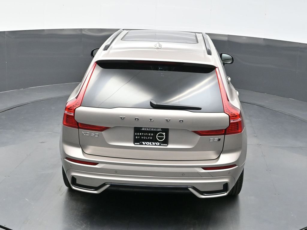 Used 2025 Volvo XC60 B5 Plus image 31