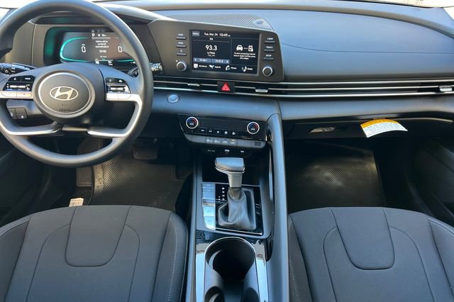New 2026 Hyundai Elantra Blue image 13