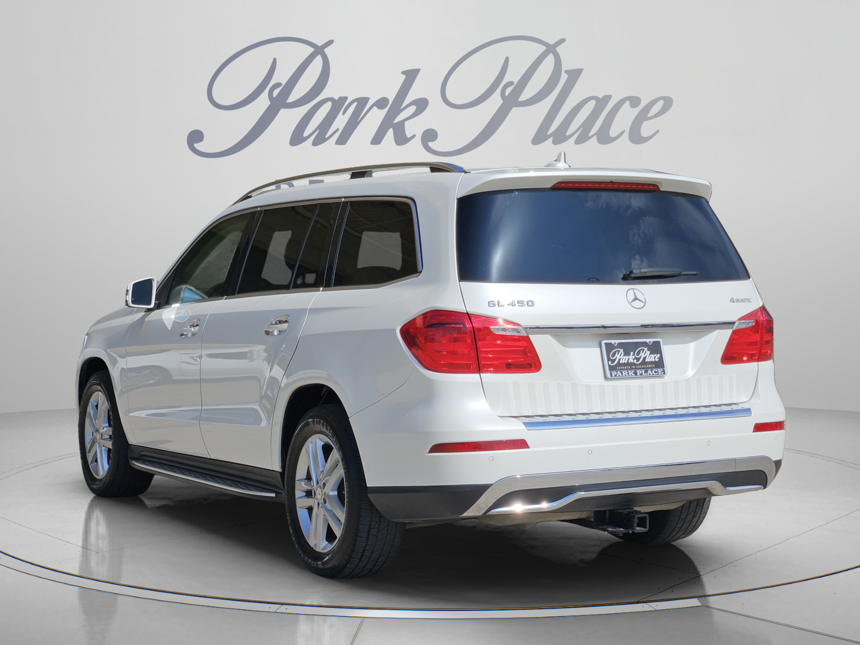Used 2015 Mercedes-Benz GL 450 4MATIC image 3