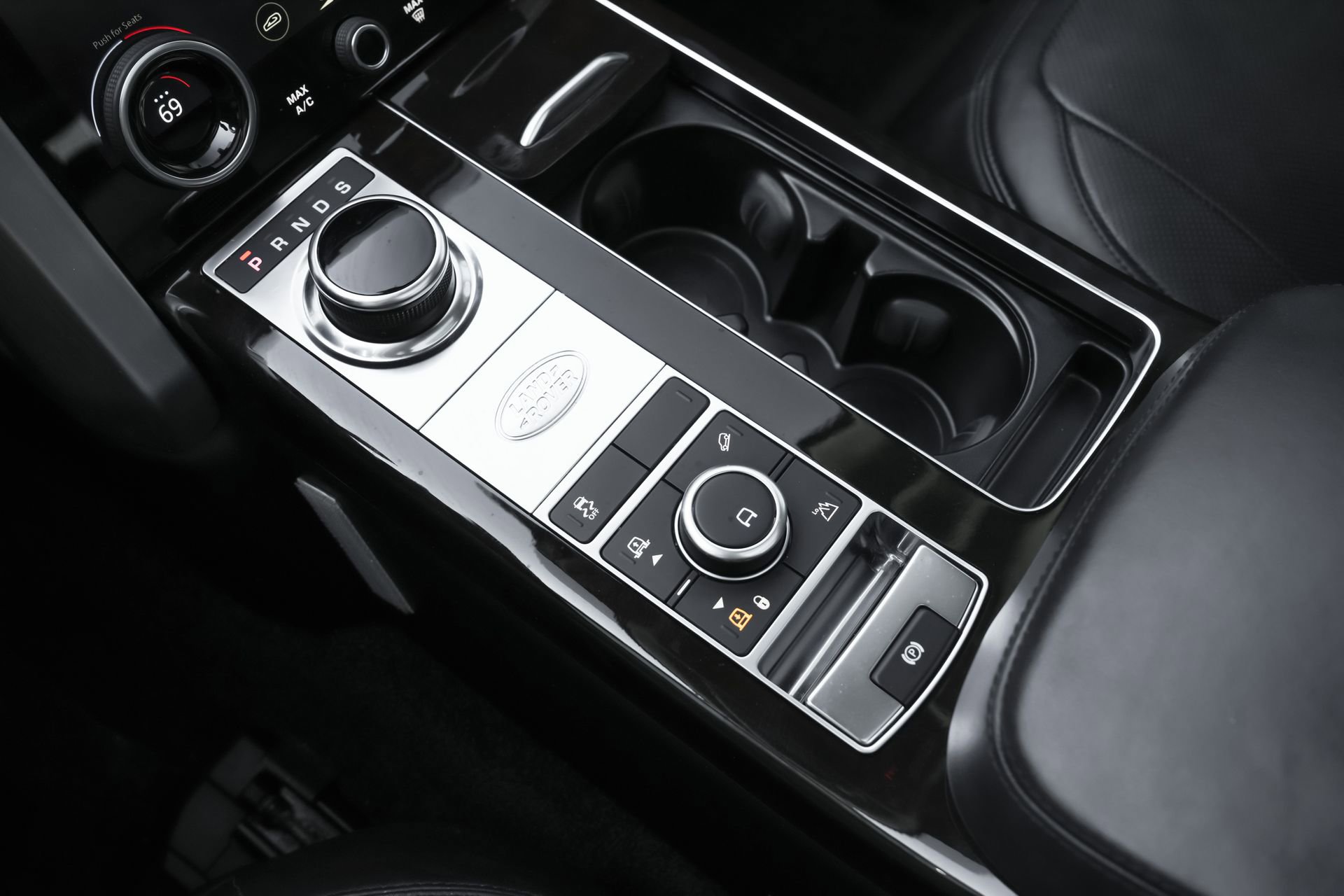 Used 2021 Land Rover Range Rover Westminster Edition image 18