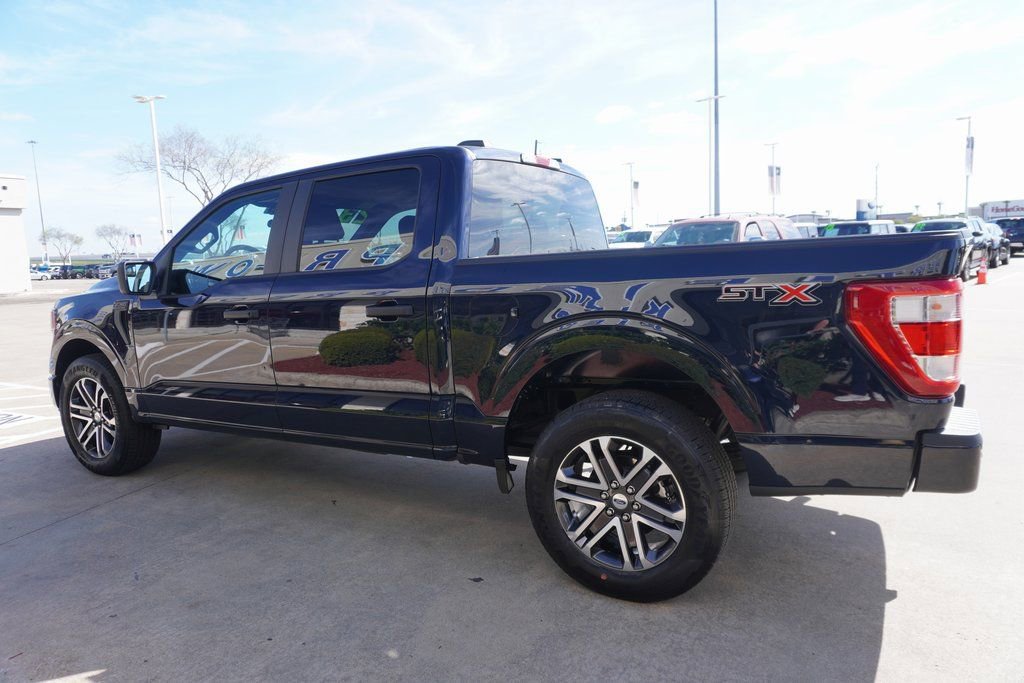 Certified 2023 Ford F150 XL w/ STX Appearance Package RWD image 4