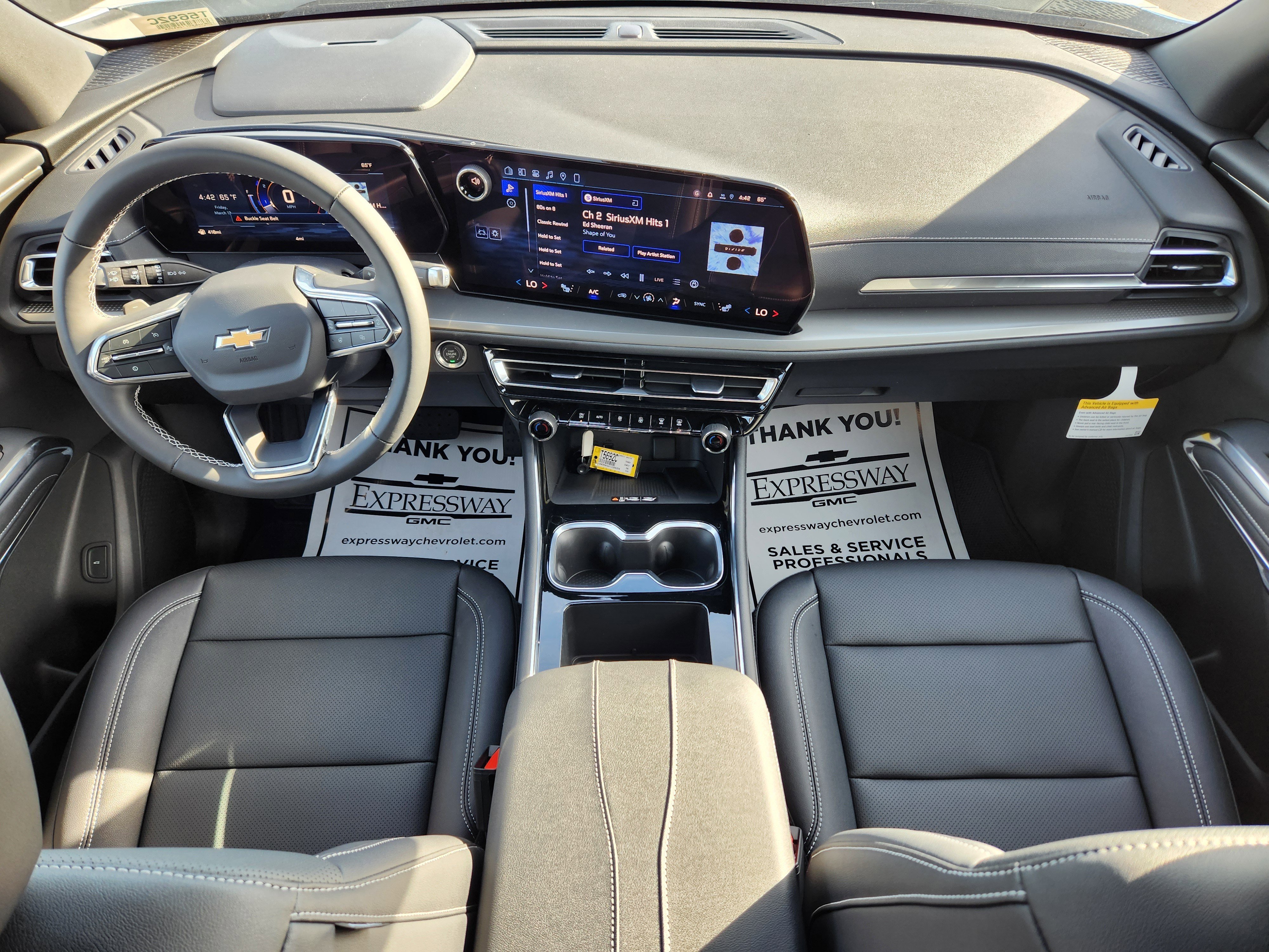 New 2026 Chevrolet Traverse LT w/ Sun and Wheel Package image 11