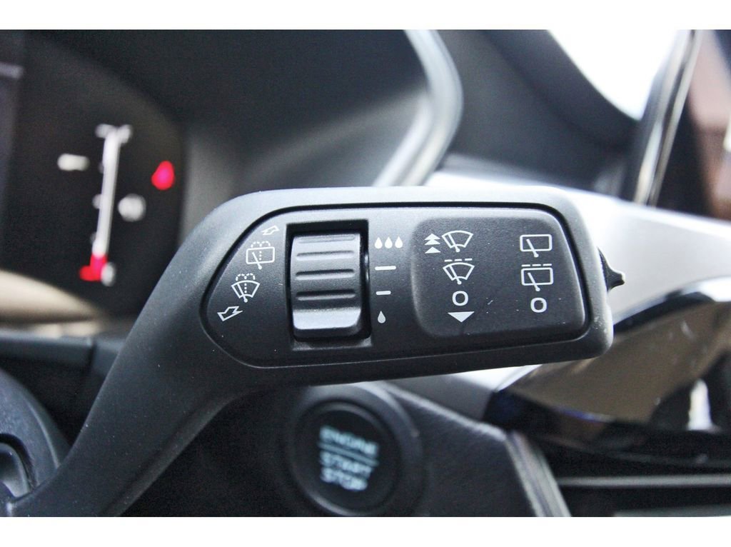 Used 2025 Ford Escape Active image 18