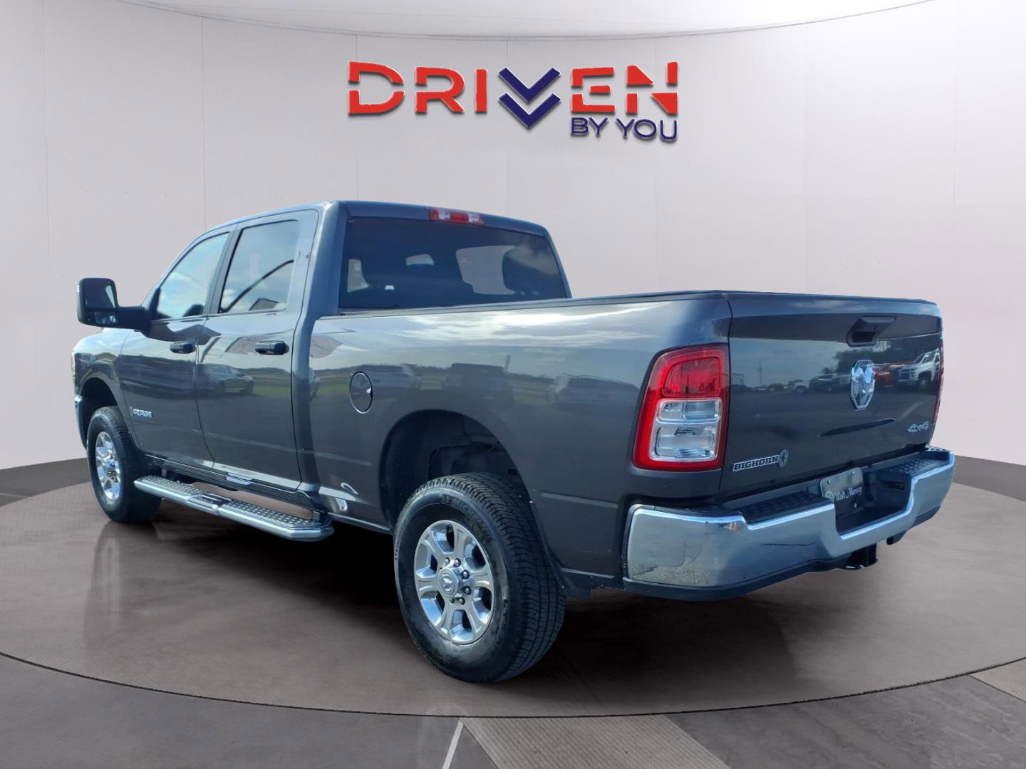 Used 2024 RAM 2500 Big Horn AWD/4WD image 3
