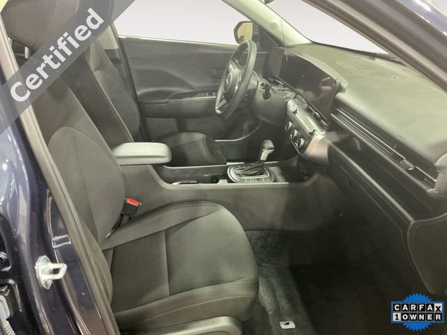 Certified 2025 Hyundai Kona SE image 15