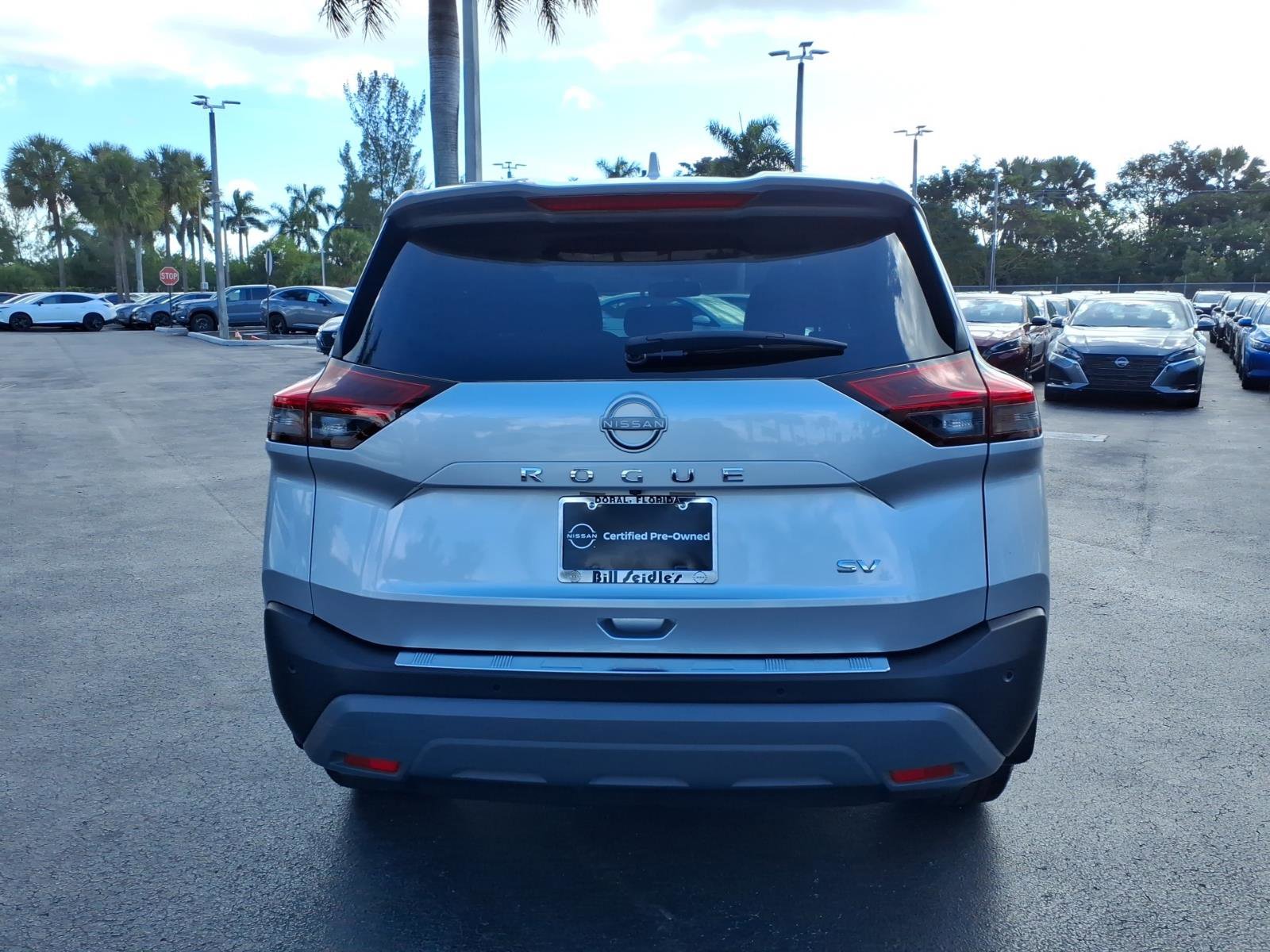 Certified 2023 Nissan Rogue SV image 5