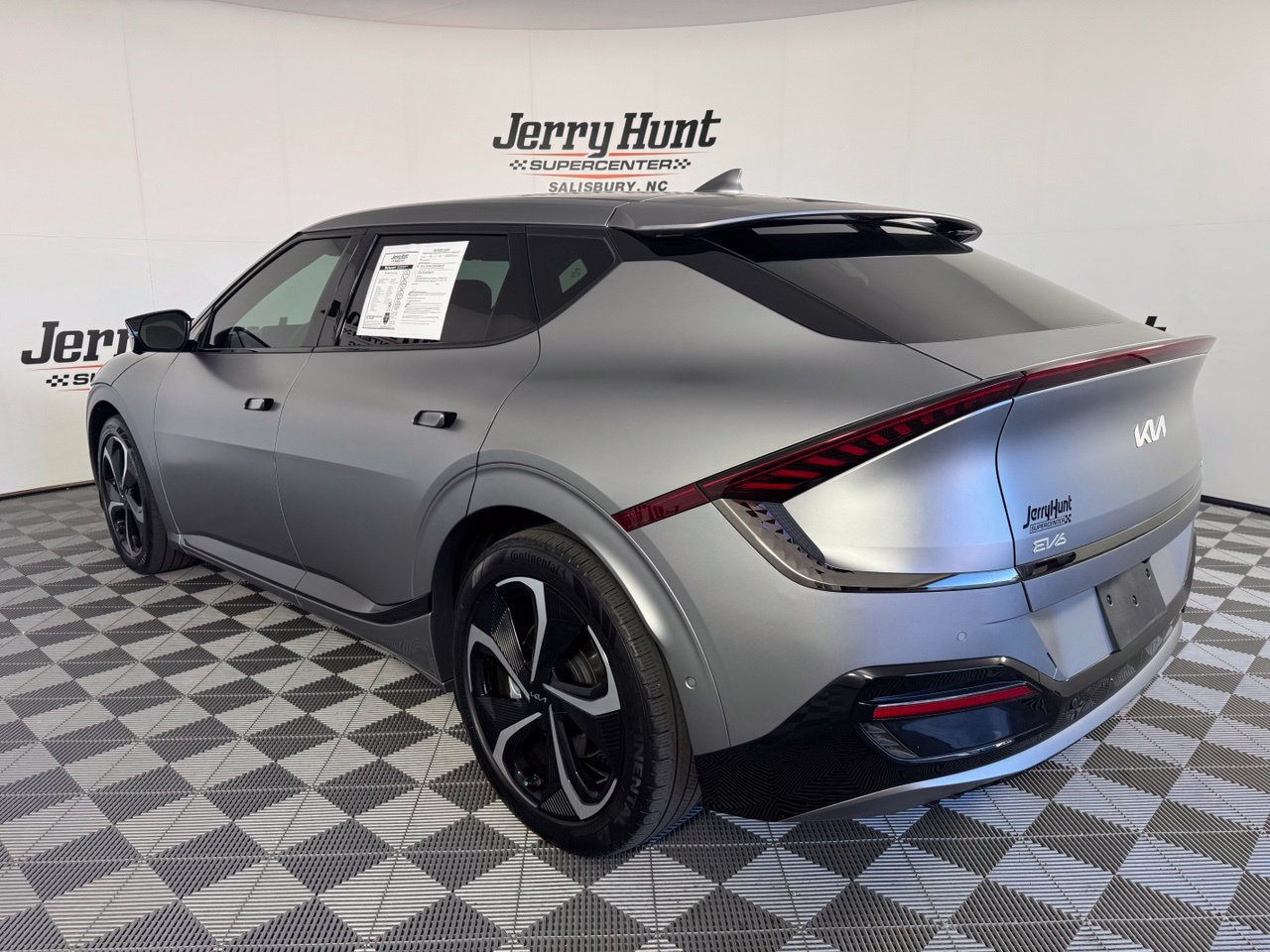 Used 2024 Kia EV6 GT-Line AWD/4WD image 7