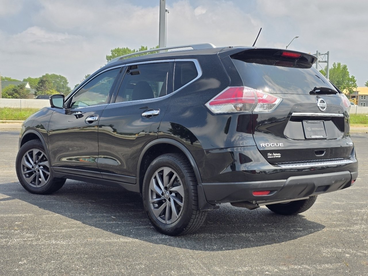 Used 2016 Nissan Rogue SL w/ SL Premium Package AWD/4WD image 15