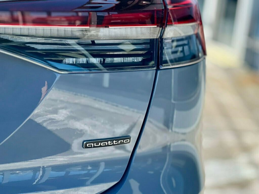 Used 2024 Audi Q4 e-tron Premium Plus w/ Premium Plus image 10