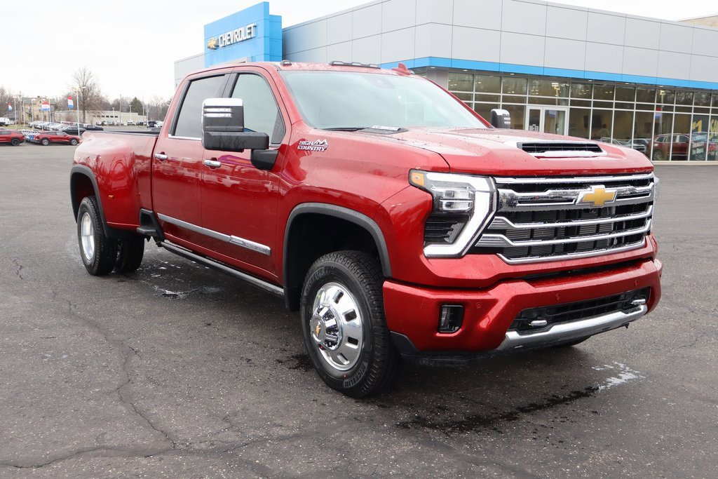 New 2026 Chevrolet Silverado 3500 High Country w/ Technology Package image 2