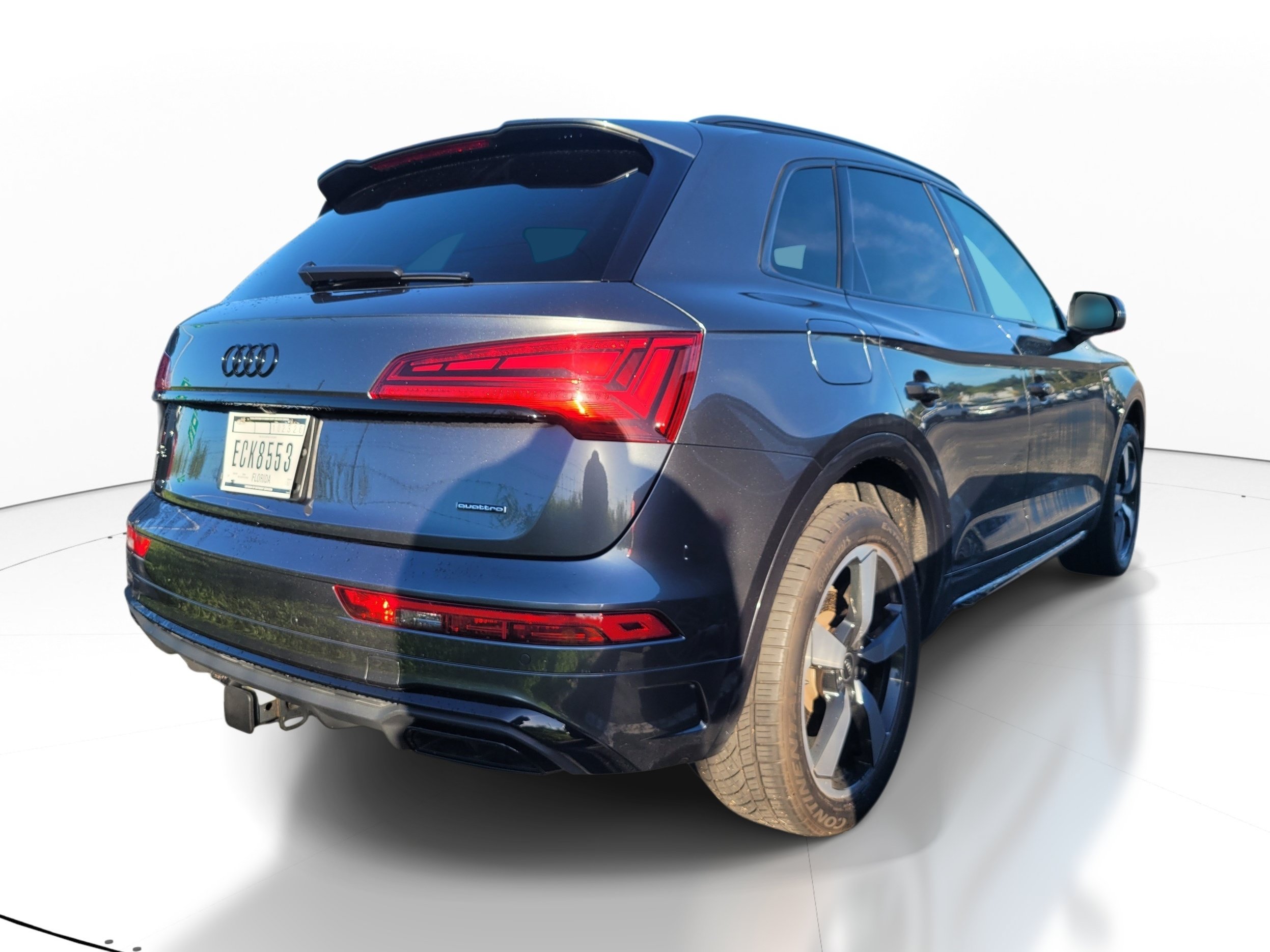 Used 2023 Audi Q5 2.0T Premium Plus w/ Premium Plus Package AWD/4WD image 4