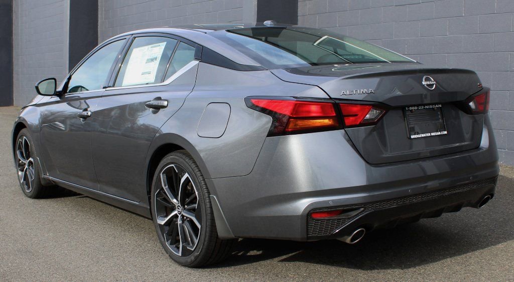 New 2025 Nissan Altima 2.5 SR w/ SR Premium Package image 3