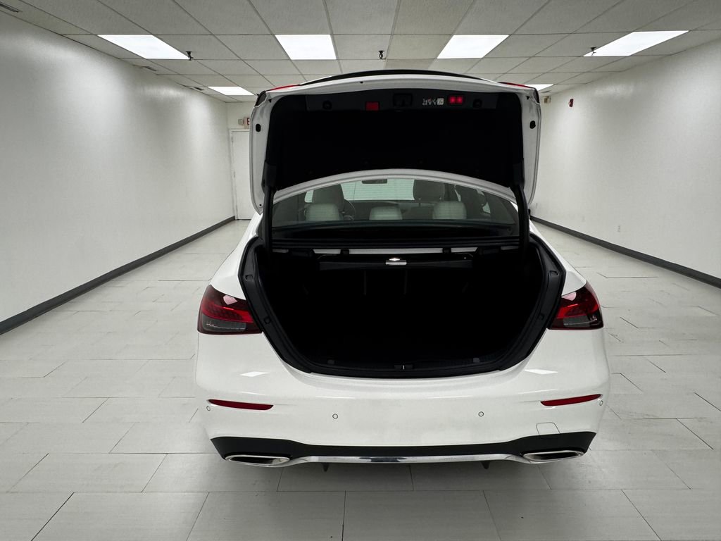 Used 2023 Mercedes-Benz E 350 Sedan image 42