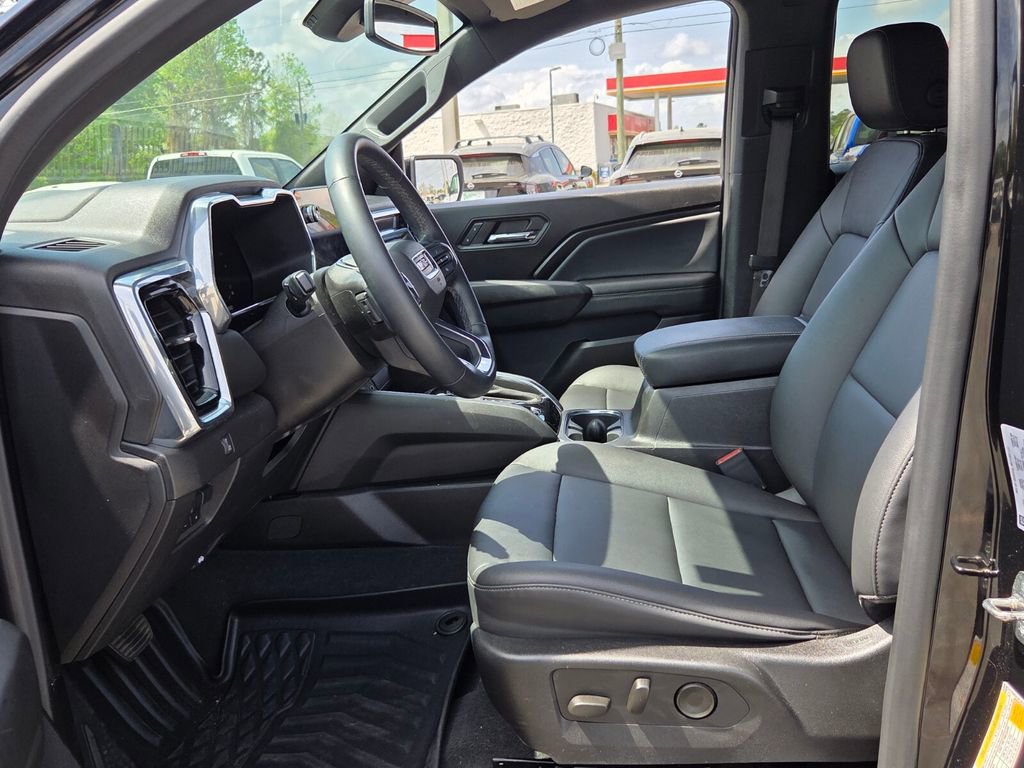 Certified 2023 GMC Canyon Elevation w/ Elevation Premium Package image 3