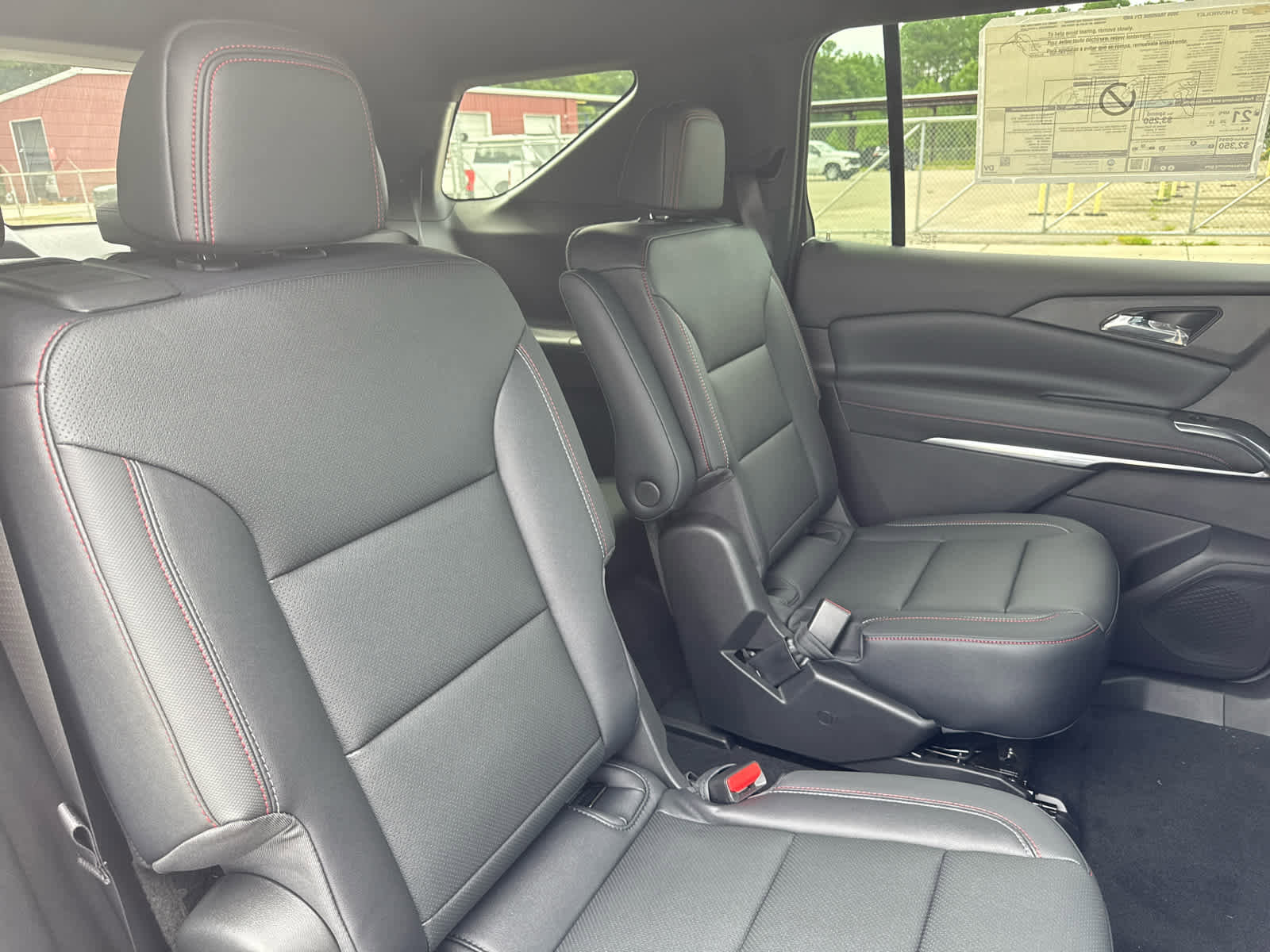 New 2026 Chevrolet Traverse Z71 image 16