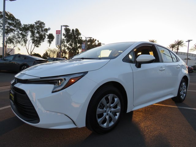 New 2026 Toyota Corolla LE image 3