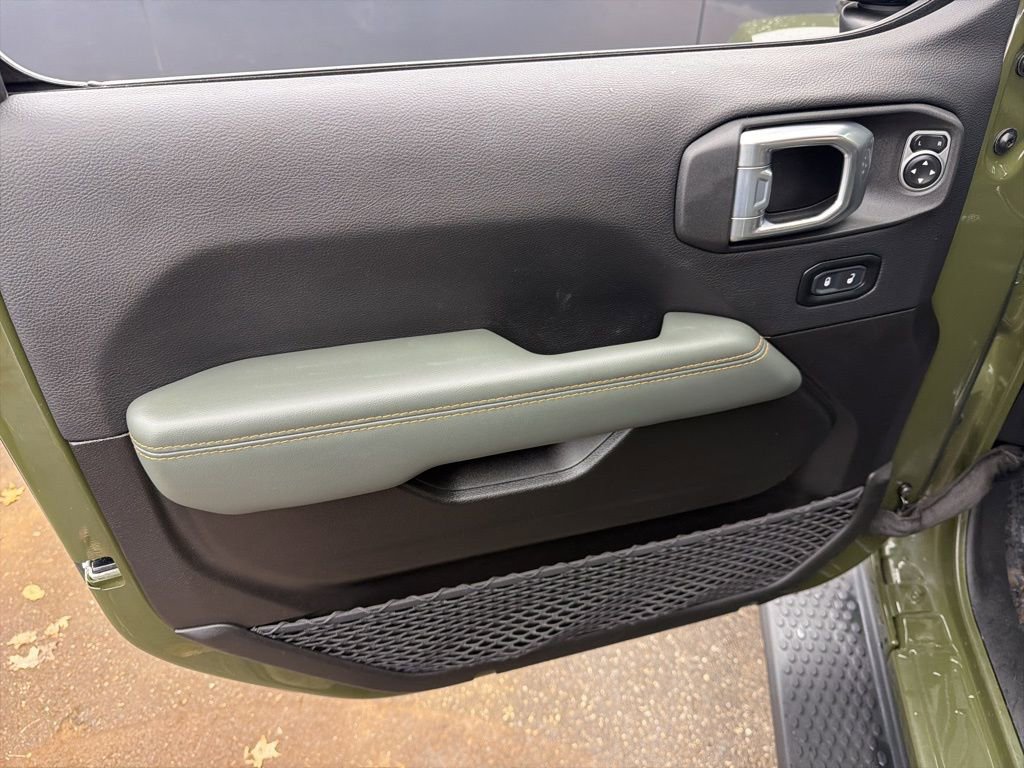 Used 2024 Jeep Wrangler High Altitude image 11