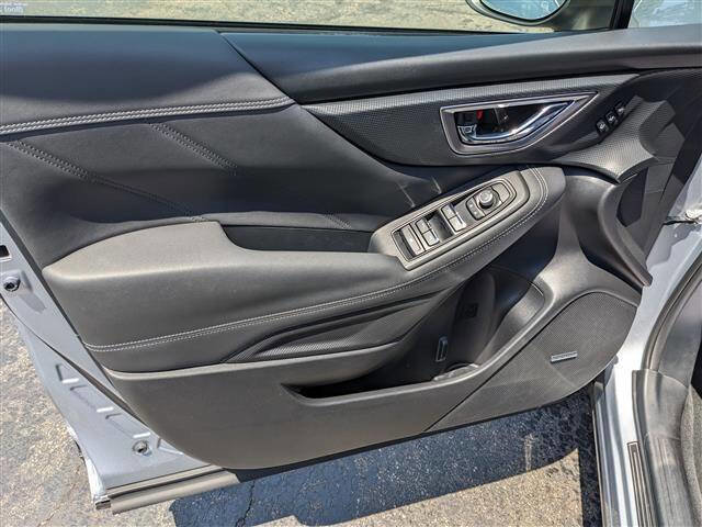 Used 2021 Subaru Forester Touring image 12