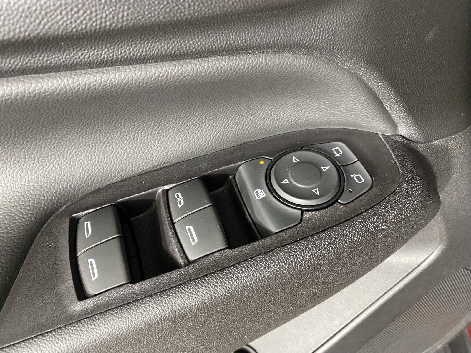 Used 2019 Chevrolet Equinox LT FWD image 20